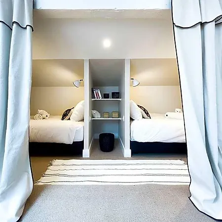 Volubilis Luxury 4* Μπορντό
