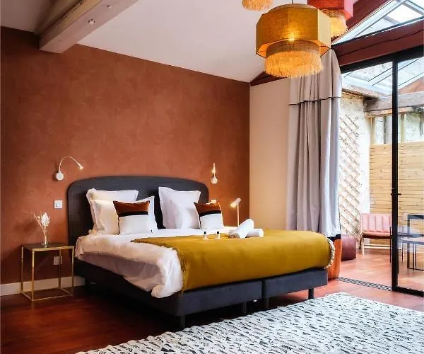 ベッド・アンド・ブレックファスト Volubilis Luxury ボルドー