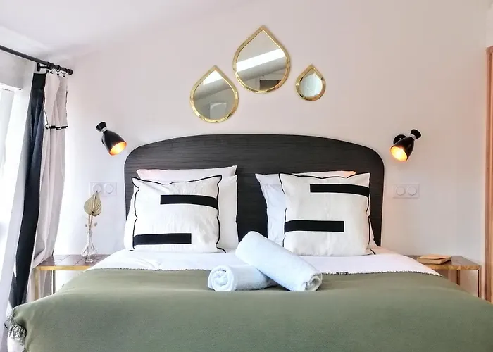 לינה וארוחת בוקר Volubilis Luxury 4*